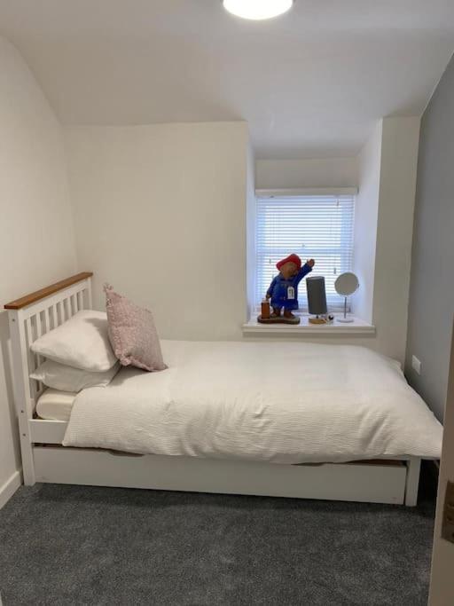 Siop Iwan A Menna Apartman Caernarfon Kültér fotó